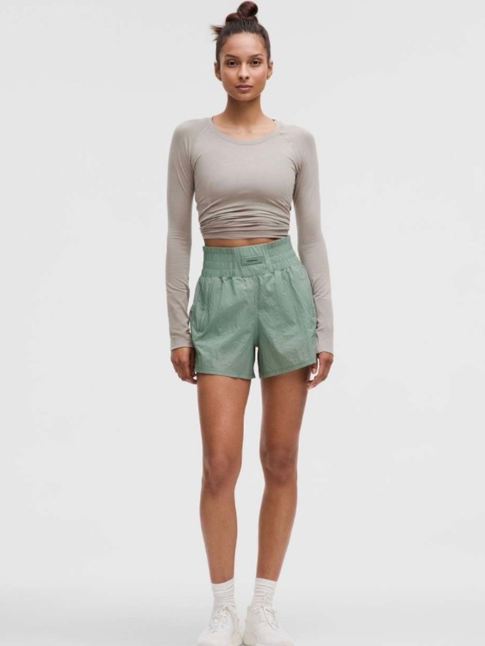 Lululemon Lightweight Super HR Training Shorts 4” – Crater Blue – Size 0 NWT